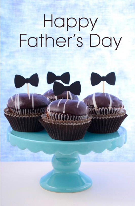 Happy Father’s Day With Cup Cakes On A Stand
